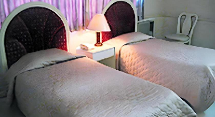 Richmond Plaza Hotel Tabok Ngoại thất bức ảnh