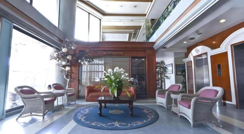 Richmond Plaza Hotel Tabok Ngoại thất bức ảnh